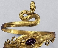 Gold snake finger ring