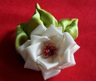 DIY Simple Flower Brooch