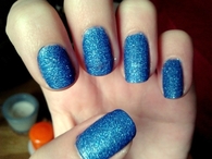 Blue ocean glitter nails