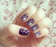 Candy spot nail art