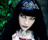 Goth queen makeup