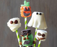 Halloween party marshmallow pops