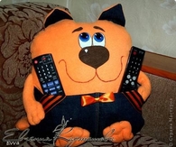 DIY Fabric Puppet Remote Control Holder