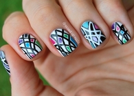 Abstract manicure