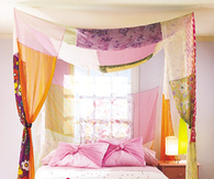Simple canopy style room