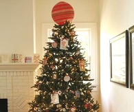 Paper tree toppers and ornaments