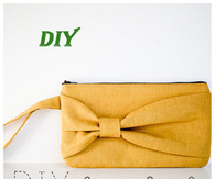 DIY Bow Clutch