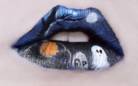 Spooky lips