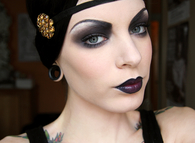Flapper makeup