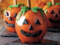 Jack o lantern candy apples