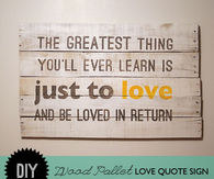 DIY Wood Pallet Wall Art