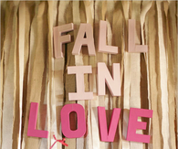 Fall in love sign