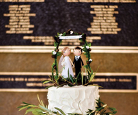 Simple wedding cake