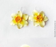 DIY Pale Yellow Daffodils