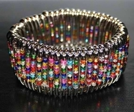 DIY Safety Pin Wristband