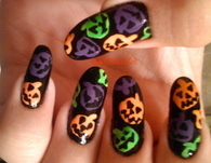 Halloween pumpkin nails