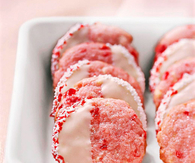 White chocolate cherry shortbread