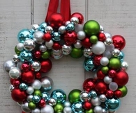 Christmas ornament wreath