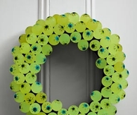 Eerie eyeball wreath
