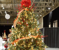 Red and gold christmas tree