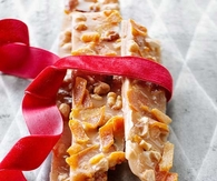 Orange and nut toffee