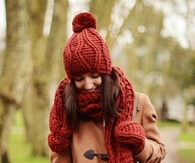 Red knit set