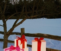 Glowing gift boxes