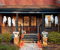 Halloween centric doorstep
