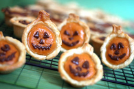 Pumpkin pie bites