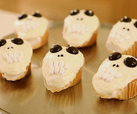 Sweet skull cupcakes