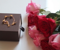 Red and pink roses