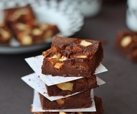 Flourless apple brownies