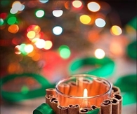 Cinnamon stick candle