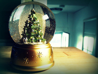 Snow globe christmas tree