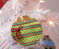 Wrapping paper ornaments