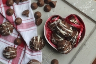 Caramel stuffed truffle cookies