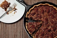 Vegan pecan pie
