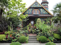 Beautiful Home & Front Garden