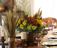Pretty Thanksgiving Table