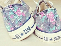 Floral Converse