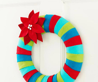 Giftable felt christmas wreath