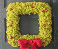 Merry Moss Wreath