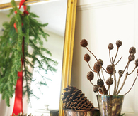 Christmas mantel decor