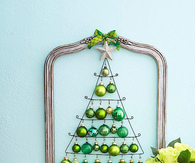Wire ornament holder