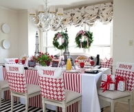 Cheery Breakfast Nook at Christmas