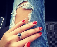 Red nails
