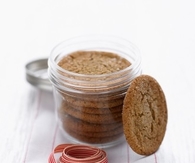 Chewy molasses spice cookies