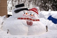 Hugging Snowmen