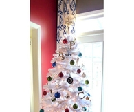 Cozy chic christmas tree
