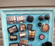 Make up magnet board